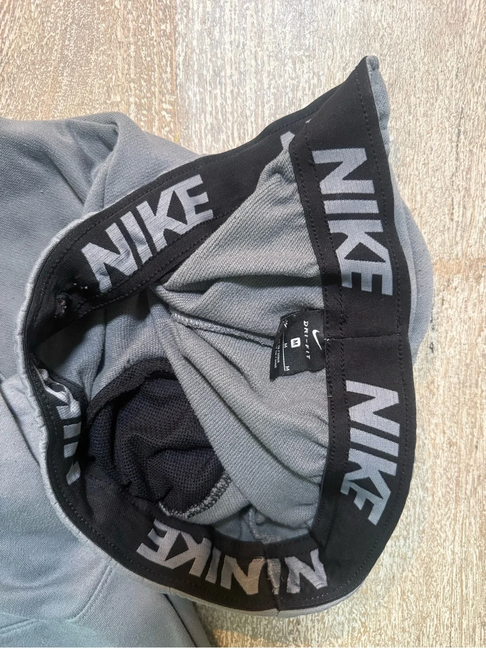 Men’s Gray Nike Sweatpants with Elastic Waist